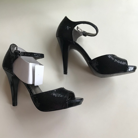 🌿KELLY & KATIE Black heels. Worn once! - Picture 5 of 7